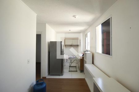 Sala de apartamento para alugar com 2 quartos, 60m² em Rubem Berta, Porto Alegre