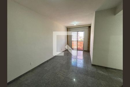 Sala de apartamento para alugar com 2 quartos, 85m² em Vila Valqueire, Rio de Janeiro