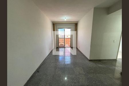 Sala de apartamento para alugar com 2 quartos, 85m² em Vila Valqueire, Rio de Janeiro