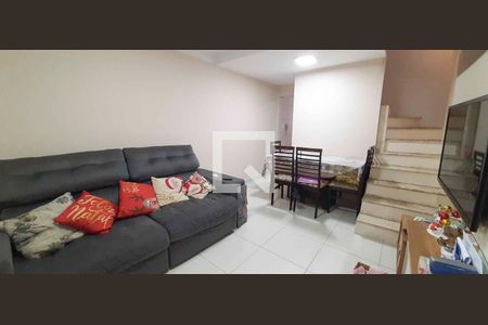 Casa de Condomínio para alugar com 2 quartos, 115m² em Conceicao, Osasco