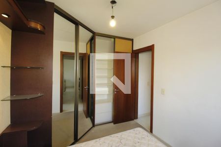 Quarto 1 de apartamento à venda com 2 quartos, 58m² em Jardim Carvalho, Porto Alegre