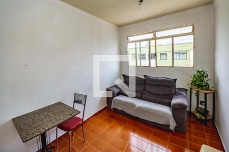 Apartamento para alugar com 2 quartos, 63m² em Heliópolis, Belo Horizonte