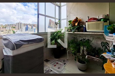 Cozinha e Área de Serviço de apartamento à venda com 3 quartos, 103m² em Serra, Belo Horizonte