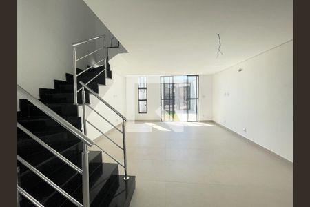 Sala de casa à venda com 3 quartos, 118m² em Santa Amelia, Belo Horizonte