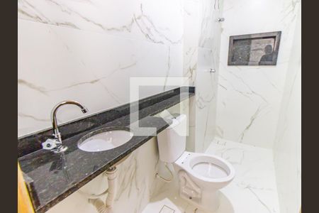 Banheiro de apartamento para alugar com 1 quarto, 25m² em Vila Invernada, São Paulo