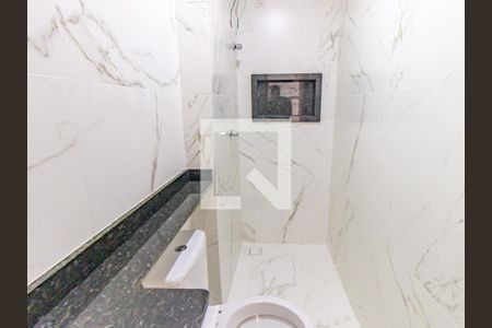 Banheiro de apartamento para alugar com 1 quarto, 25m² em Vila Invernada, São Paulo