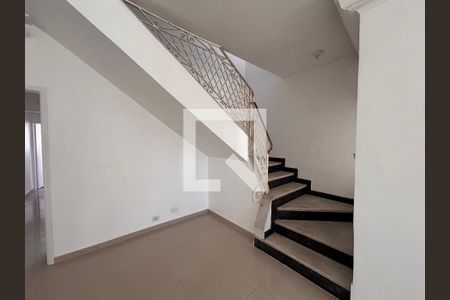 Casa para alugar com 3 quartos, 230m² em Vila Clementino, São Paulo