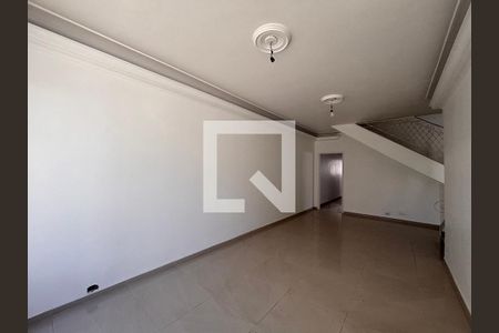 Casa para alugar com 3 quartos, 230m² em Vila Clementino, São Paulo