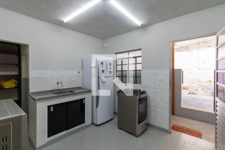 Cozinha de casa para alugar com 1 quarto, 20m² em Vila Trabalhista, Guarulhos