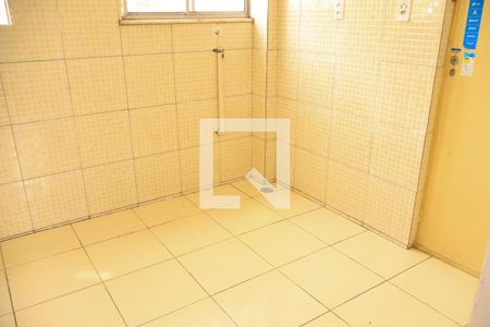 Cozinha de apartamento para alugar com 2 quartos, 58m² em Saboeiro, Salvador