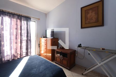 Suíte de casa para alugar com 3 quartos, 203m² em Vila Divina Pastora, São Paulo