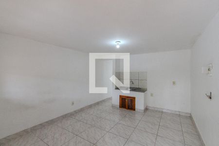 Sala/Cozinha de casa de condomínio para alugar com 1 quarto, 38m² em Rio Branco, Porto Alegre