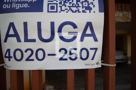 Fachada  de casa para alugar com 3 quartos, 380m² em Jardim Simus, Sorocaba