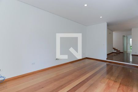 Sala de estar de casa à venda com 4 quartos, 168m² em Jardim São Paulo, São Paulo
