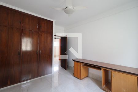Quarto 1 de apartamento para alugar com 4 quartos, 119m² em Jardim Macedo, Ribeirão Preto