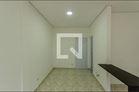 Sala/ Quarto de kitnet/studio para alugar com 1 quarto, 55m² em Vila Mangalot, São Paulo