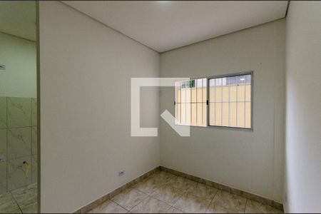 Sala/ Quarto de kitnet/studio para alugar com 1 quarto, 55m² em Vila Mangalot, São Paulo
