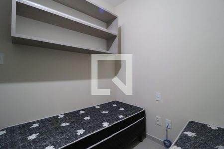 Quarto 1 de apartamento para alugar com 2 quartos, 59m² em Santa Mônica, Uberlândia