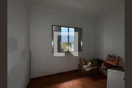 Quarto 2 de casa para alugar com 3 quartos, 99m² em Vila Palmeiras, São Paulo