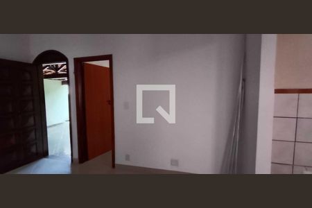 Casa para alugar com 4 quartos, 220m² em Ouro Preto, Belo Horizonte