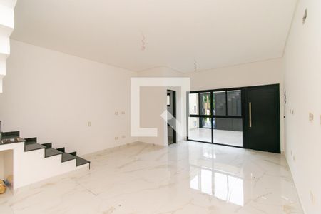 Casa à venda com 3 quartos, 140m² em Jardim Avelino, São Paulo