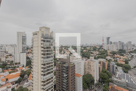 Vista da Varanda da Sala de apartamento à venda com 3 quartos, 156m² em Sumaré, São Paulo