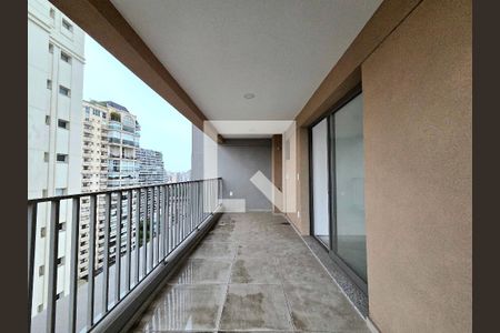 Varanda de kitnet/studio à venda com 1 quarto, 39m² em Vila Nova Conceição, São Paulo