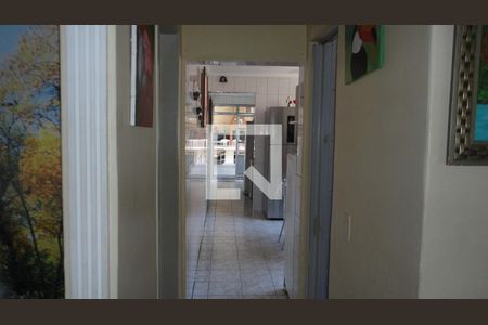 Corredor de casa para alugar com 4 quartos, 111m² em Cidade Náutica, São Vicente