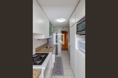 Cozinha e Área de Serviço de apartamento à venda com 3 quartos, 158m² em Camaquã, Porto Alegre