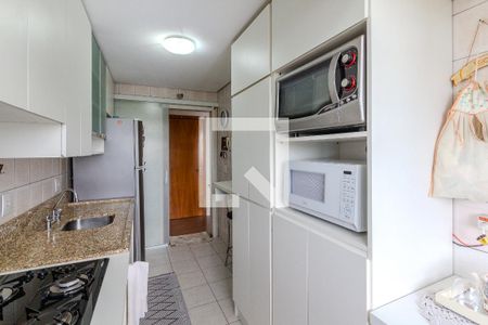 Cozinha e Área de Serviço de apartamento à venda com 3 quartos, 158m² em Camaquã, Porto Alegre