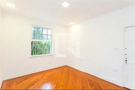 Casa à venda com 3 quartos, 100m² em Pacaembu, São Paulo