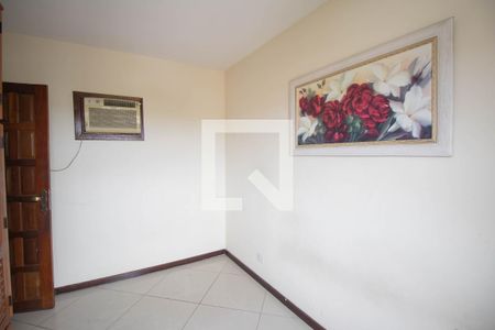 Quarto 2 de apartamento para alugar com 2 quartos, 50m² em Colubandê, São Gonçalo