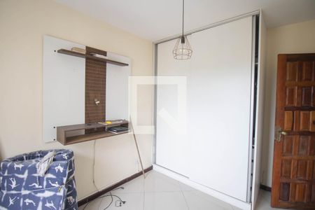 Quarto 1 de apartamento para alugar com 2 quartos, 50m² em Colubandê, São Gonçalo