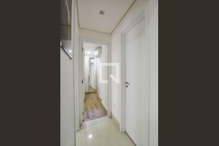 Corredor de apartamento para alugar com 2 quartos, 64m² em Vila Assunção, Santo André