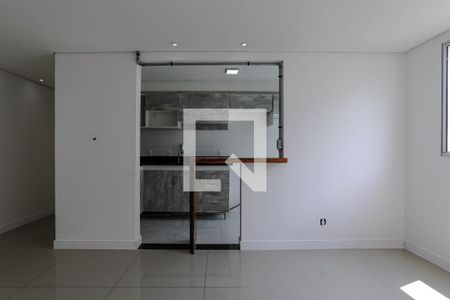 Sala de apartamento para alugar com 2 quartos, 52m² em Vila Mogilar, Mogi das Cruzes