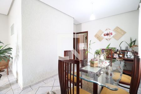 Sala de casa para alugar com 6 quartos, 360m² em Custódio Pereira, Uberlândia