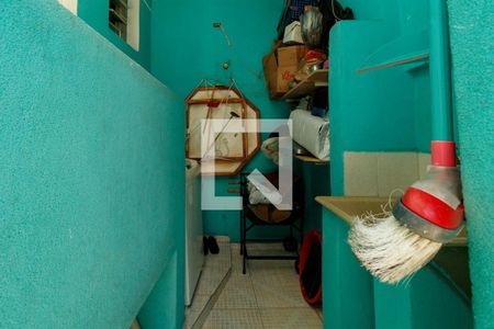 Área de serviço e Quintal de casa para alugar com 2 quartos, 70m² em Vila Gustavo, São Paulo