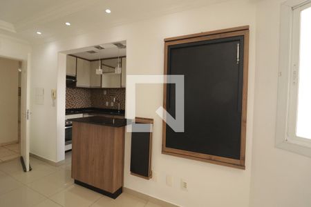 Sala de apartamento para alugar com 2 quartos, 45m² em Vila Angelica, Jundiaí