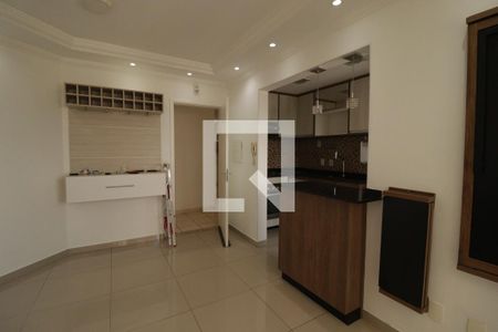 Sala de apartamento para alugar com 2 quartos, 45m² em Vila Angelica, Jundiaí
