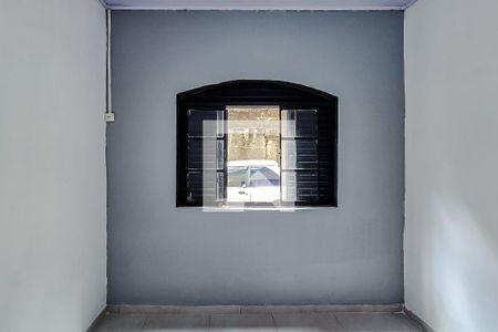 Quarto 2 de casa para alugar com 2 quartos, 50m² em Vila Santo Estefano, São Paulo