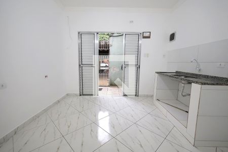 Cozinha de casa para alugar com 1 quarto, 30m² em Campestre, Santo André