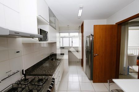 Cozinha de apartamento para alugar com 3 quartos, 85m² em Buritis, Belo Horizonte