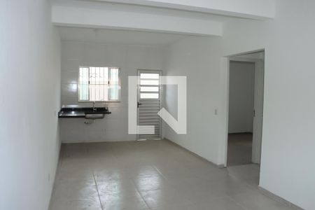 Casa para alugar com 2 quartos, 58m² em Jardim Independência, Embu das Artes