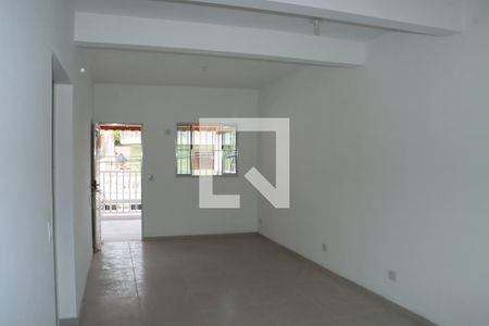 Casa para alugar com 2 quartos, 58m² em Jardim Independência, Embu das Artes