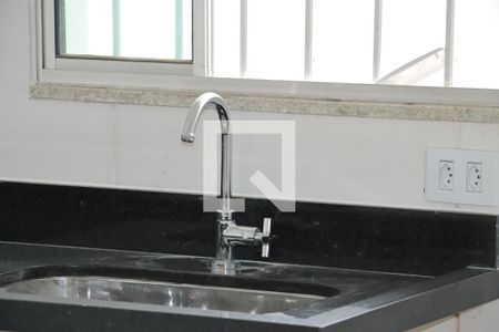 Casa para alugar com 2 quartos, 58m² em Jardim Independência, Embu das Artes