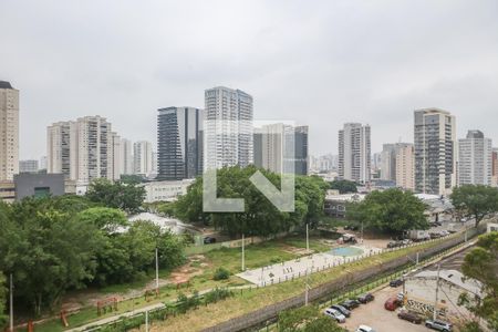 Vista da Sacada de apartamento à venda com 1 quarto, 28m² em Parque Industrial Tomas Edson, São Paulo