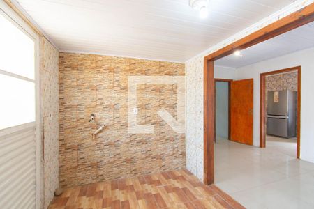 Casa à venda com 2 quartos, 150m² em Mathias Velho, Canoas