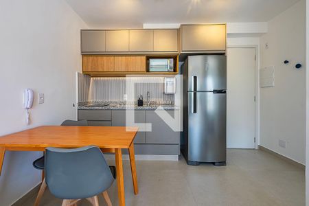 Sala/Cozinha de apartamento para alugar com 1 quarto, 32m² em Pinheiros, São Paulo