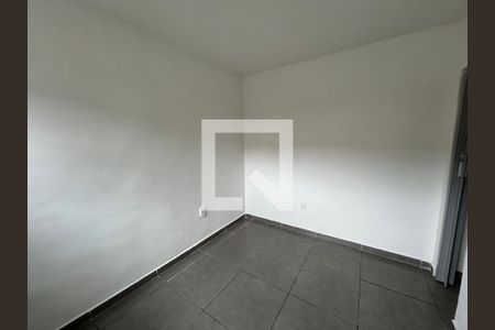 Quarto de casa para alugar com 1 quarto, 42m² em Bento Ribeiro, Rio de Janeiro