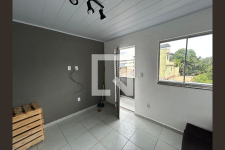 Sala/Cozinha de casa para alugar com 1 quarto, 24m² em Bento Ribeiro, Rio de Janeiro